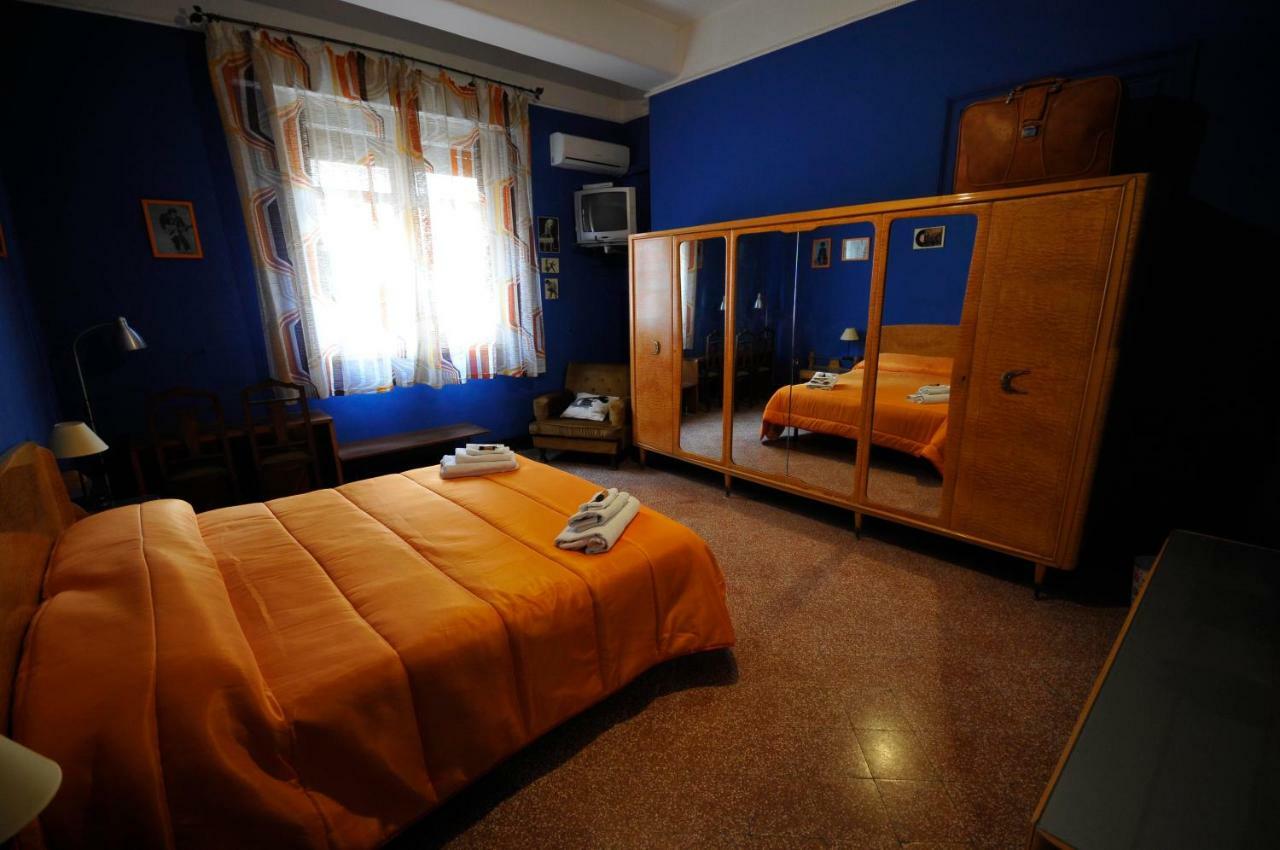 B&B Radioretro Palermo Rum bild